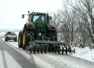 Coldiretti: anche i trattori spazzaneve contro il “Burian”