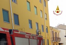 Principio d’incendio in una palazzina, appartamenti invasi dal fumo