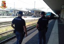 Torino-Milano, aggredisce controllore, denunciato