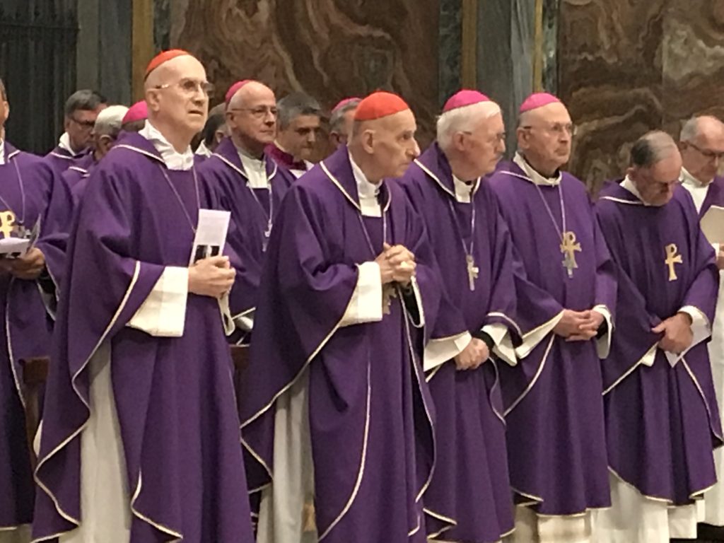 Differenza Tra Vescovi E Cardinali Venti tra cardinali e vescovi per l’ultimo saluto in Duomo a padre