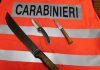 Avevano tre coltelli nascosti addosso: denunciati due borgosesiani