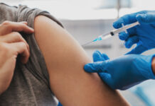 Borgosesia incentiva gli anziani a vaccinarsi premiandoli con piscina e palestra gratis