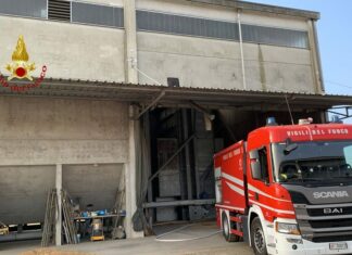 Livorno Ferraris: incendio nell’essiccatoio del riso di una cascina