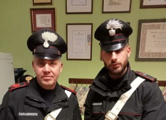 Santhià: guai per un diciottenne con 40 grammi di hashish nel giubbotto