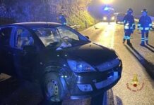 Scontro tra tre auto a Serravalle, un ferito