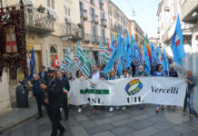 Celebrato il 1° Maggio in piazza del Municipio; tra poco il concerto in piazza Cavour